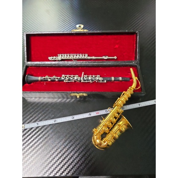 The Unbranded Brand Other - Vtg Mini Instruments 1 Saxophone, 1 Flute, 1 Clarinet. Case For Clarinet Only